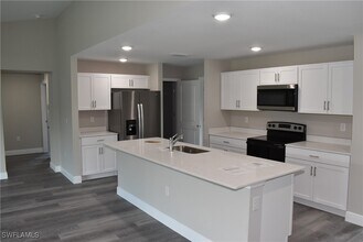 2278 Brewster Rd in North Port, FL - Building Photo - Building Photo