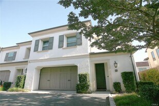 125 Full Sun in Irvine, CA - Building Photo