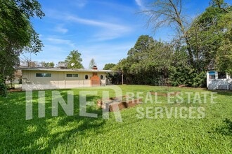 3604 Winston Way in Carmichael, CA - Building Photo - Building Photo