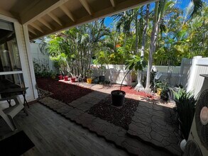 91-1039-1039 Laaulu St in Ewa Beach, HI - Building Photo - Building Photo