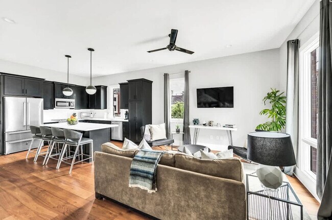 1332 3rd Ave N, Unit SI ID1470331P in Nashville, TN - Foto de edificio - Building Photo