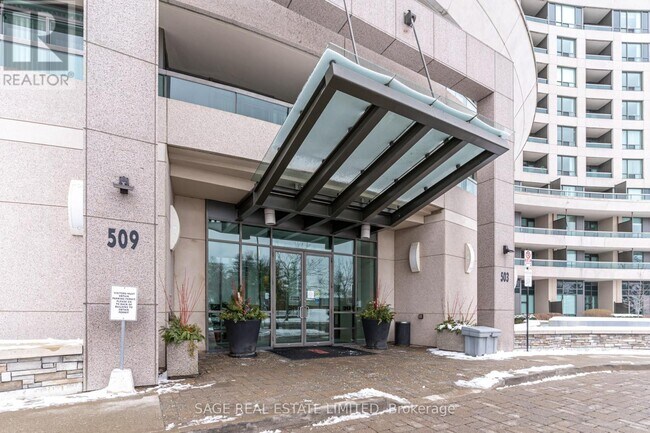 509-509 Beecroft Rd in Toronto, ON - Building Photo - Building Photo
