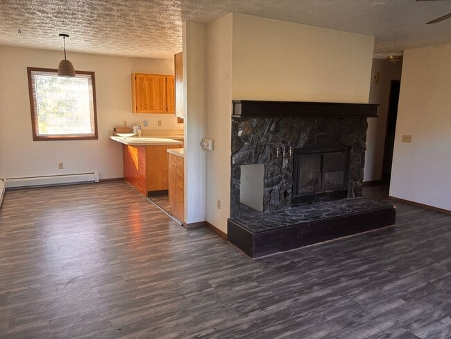 property at 1461 Northview Dr