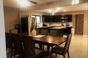 711 N Hyannis Port St in Crosby, TX - Building Photo