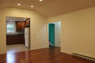 4 Elm Way in Mahopac, NY - Building Photo - Building Photo