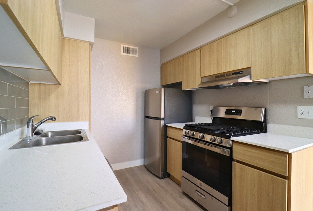 Villas Las Cerezas in Tucson, AZ - Building Photo