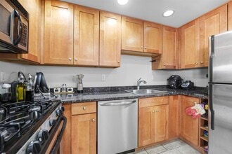920 Jefferson St in Hoboken, NJ - Building Photo - Building Photo