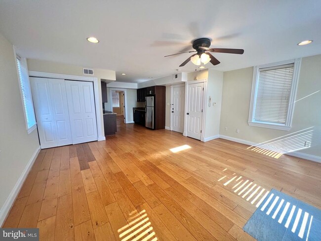 property at 1017 W Cross St