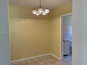 7340 NW 37th St in Hollywood, FL - Building Photo - Building Photo