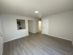 833 Marvin Ave in St. Louis, MO - Building Photo - Building Photo