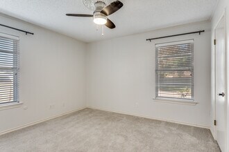 6801 Lancelot Ct in Fort Worth, TX - Building Photo - Building Photo