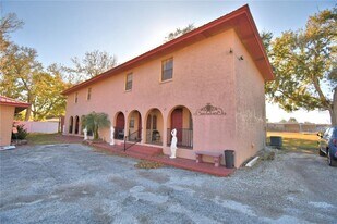 751 Rebecca St in Lakeland, FL - Building Photo