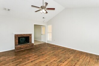 6325 Kensington Rd in Horn Lake, MS - Building Photo - Building Photo