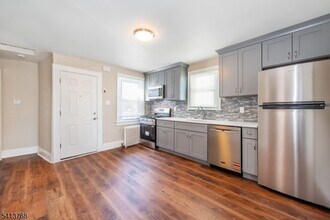 116 Eagle St in North Arlington, NJ - Building Photo - Building Photo