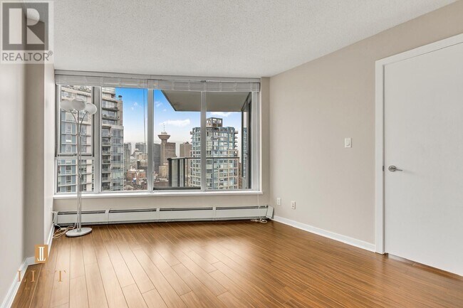 689-3689 Abbott St in Vancouver, BC - Building Photo - Building Photo