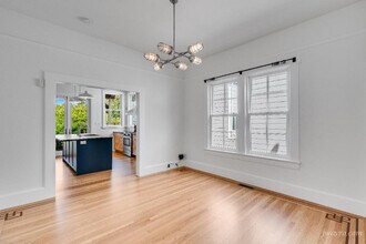 128 Clipper St in San Francisco, CA - Building Photo - Building Photo