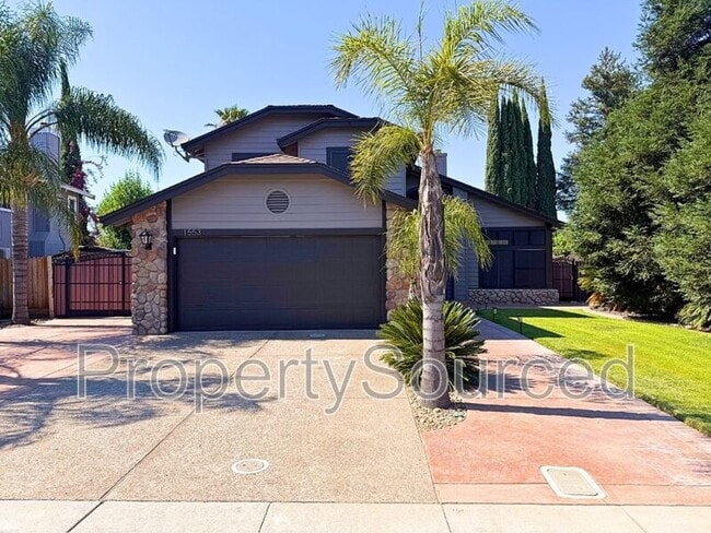 property at 1553 Daniels St