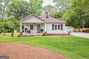 1235 S Madison Ave in Monroe, GA - Building Photo