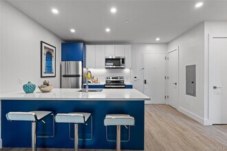 40 Westchester Pl in New Rochelle, NY - Building Photo - Building Photo