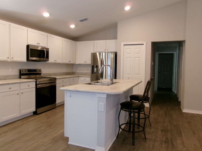 1247 Mezzavalle Wy in Auburndale, FL - Building Photo - Building Photo