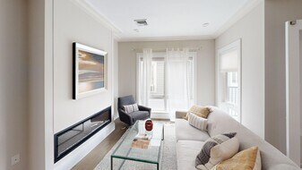 214 Market St in Boston, MA - Building Photo