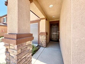 31097 Water Beech Dr in Winchester, CA - Building Photo - Building Photo