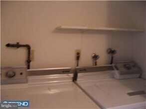 5018 N Convent Ln-Unit -292 B in Philadelphia, PA - Building Photo - Building Photo