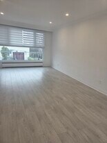 5706 Lockwood Av in Cote-St-Luc, QC - Building Photo