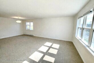 97 W Bridge St in Saugerties, NY - Building Photo - Building Photo