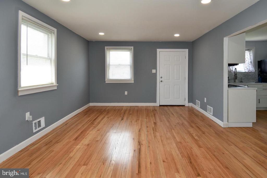 918 Clovis Ave in Capitol Heights, MD - Building Photo