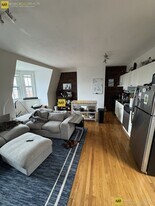 678 Tremont St, Unit 4 in Boston, MA - Building Photo