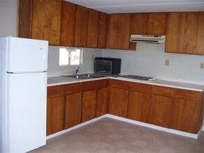 5934 Cohn Ave in Olivehurst, CA - Building Photo - Building Photo
