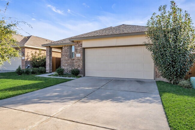 13313 Emerald Mallard Dr in Texas City, TX - Building Photo - Building Photo