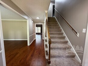 Welcome to your dream home in the heart of in Memphis, TN - Foto de edificio - Building Photo