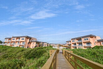 5930 First St in St. Augustine, FL - Building Photo - Building Photo