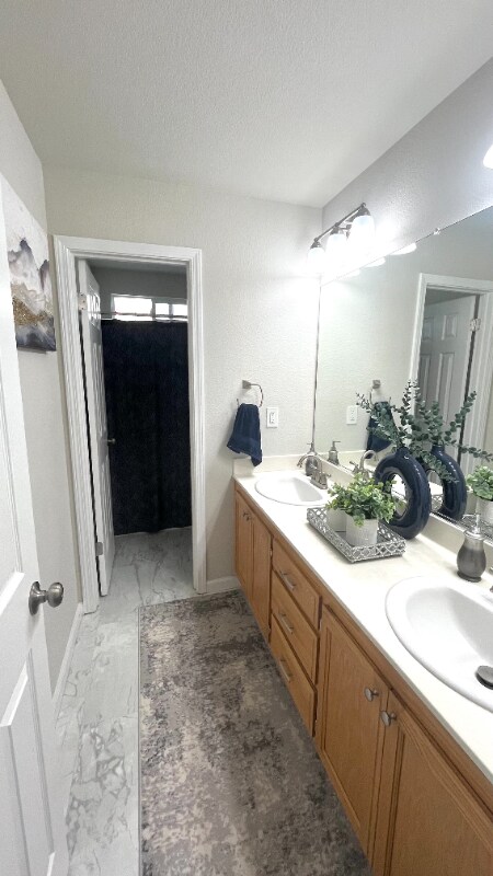 549 Plum Way in Chowchilla, CA - Building Photo - Building Photo