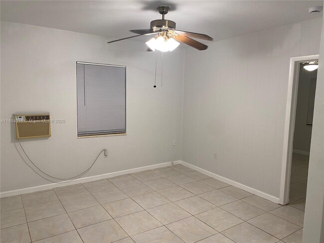 1021 SW 3rd St in Miami, FL - Building Photo - Building Photo