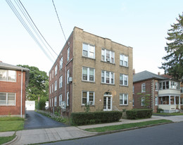 147 Lawlor St Apartments