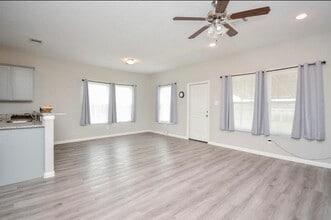 22518 Hamlet Park Ct in Spring, TX - Building Photo - Building Photo