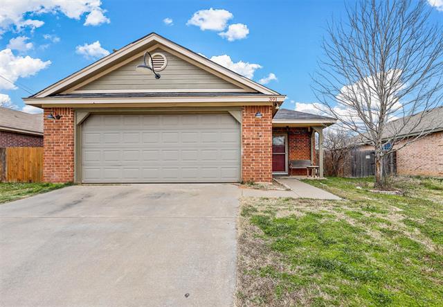 391 Gavins Way in Joshua, TX - Building Photo - Building Photo