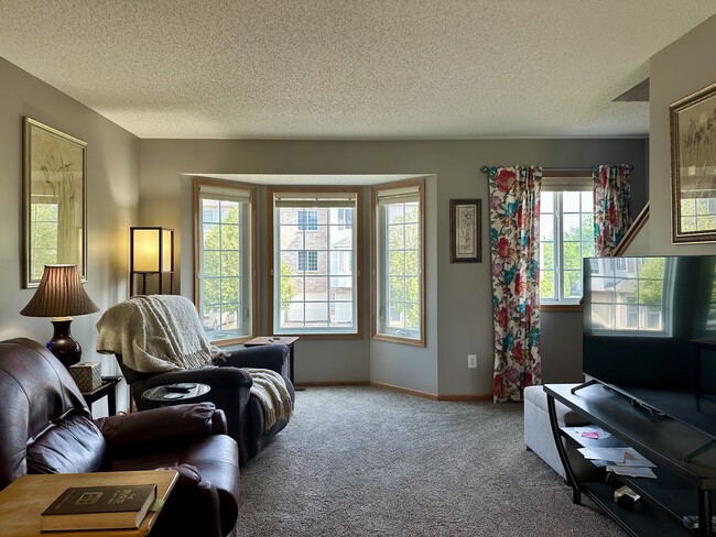 property at 4951 Emmit Dr N