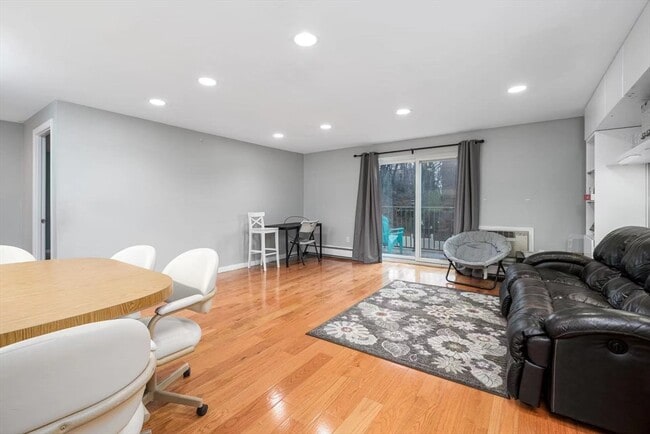 121 Tremont St, Unit 4 in Boston, MA - Building Photo - Building Photo