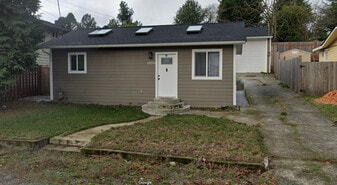 10253 19th Ave SW in Seattle, WA - Building Photo