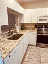 9630 Club S Cir in Sarasota, FL - Building Photo - Building Photo