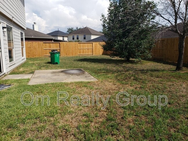 property at 6655 Stonefort Ct