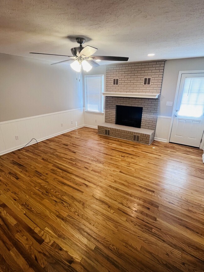 3036 Hunting Creek Dr in Bowling Green, KY - Building Photo - Building Photo