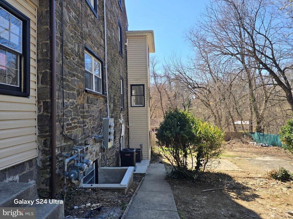 334 Church Rd in Elkins Park, PA - Building Photo