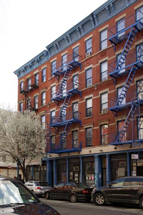 171 Avenue B in New York, NY - Building Photo