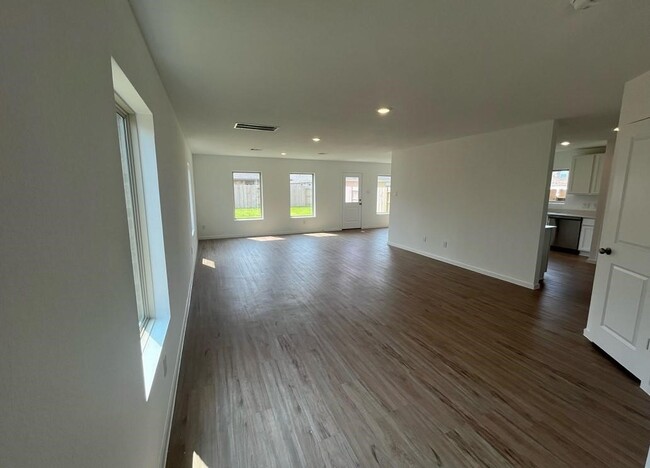 10910 Tawny Rdg Dr in Beasley, TX - Building Photo - Building Photo
