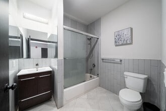 186 KENSINGTON Ave in Jersey City, NJ - Building Photo - Building Photo